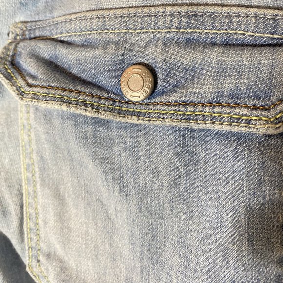 Diesel Womens Jeans Light Wash Denim Bootcut Blue Sz 26 - Picture 8 of 14